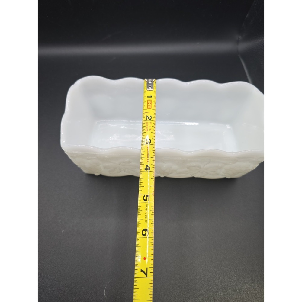 White Milk Glass Grape Pattern Rectangular Planter - Picture 7 of 8